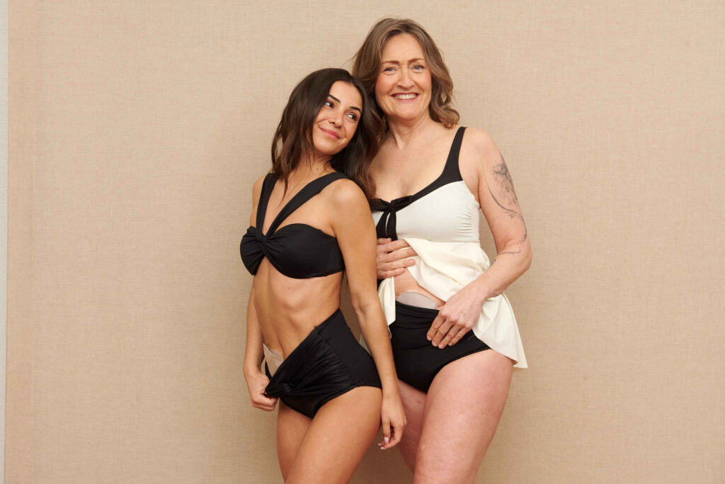 Ostomy bag covers for swimming